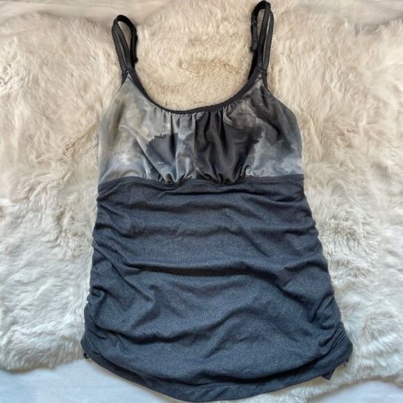 Lululemon Women's Gray & Mesh Yoga Tank/Swim Top Size 4 - Picture 1 of 3